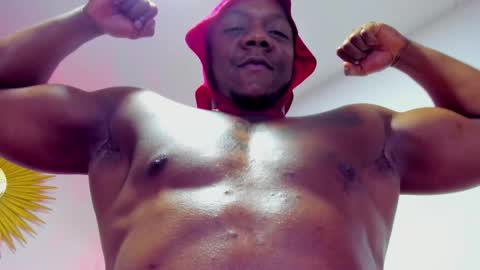 Flex Taylor  online show from 12-18-25, 12:38