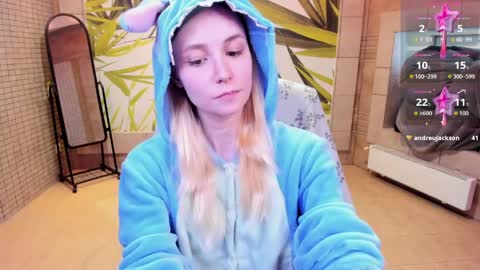 FlexiMona online show from 03-28-26, 09:42