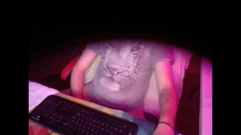 Snapshot of flingledrip chatting on 02-13-25, 02:12 flingledrip online show from 02-13-25, 02:12