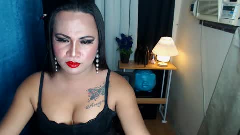 Snapshot of flirtangel93 chatting on 02-01-25, 05:37 Angel online show from 02-01-25, 05:37