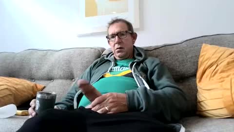 Snapshot of flirtofcharleston chatting on 12-17-24, 05:15 Flickrbrite online show from 12-17-24, 05:15