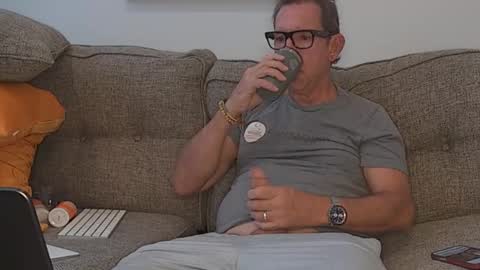 Snapshot of flirtofcharleston chatting on 10-03-25, 03:42 Flickrbrite online show from 10-03-25, 03:42