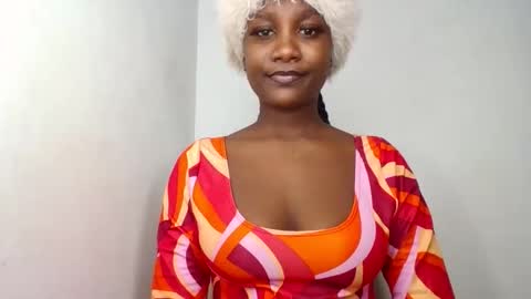 flirty_arrya online show from 05-10-26, 06:57