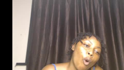 Snapshot of flirty_xxbonny chatting on 05-28-26, 06:27 flirty_xxbonny online show from 05-28-26, 06:27