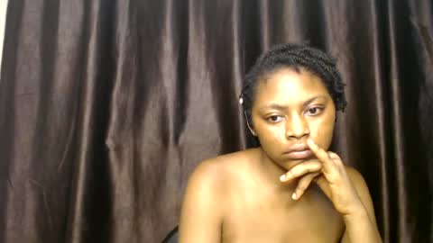 Snapshot of flirty_xxbonny chatting on 06-15-26, 01:30 flirty_xxbonny online show from 06-15-26, 01:30