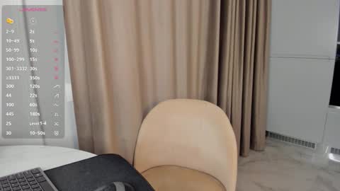 Emely  online show from 10-24-25, 05:15