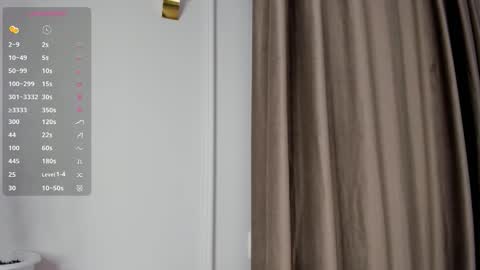 Emely  online show from 11-04-25, 06:56