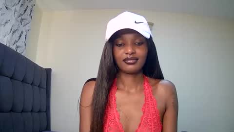 Snapshot of flirtyy_sheery chatting on 12-23-24, 07:06 sheery online show from 12-23-24, 07:06