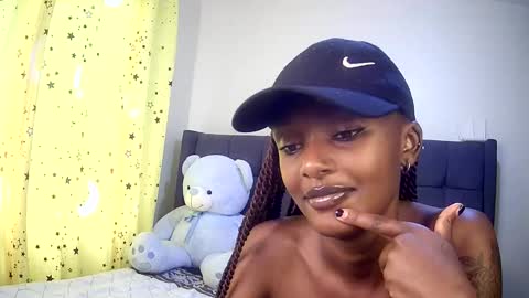 Snapshot of flirtyy_sheery chatting on 09-24-25, 07:55 sheery online show from 09-24-25, 07:55