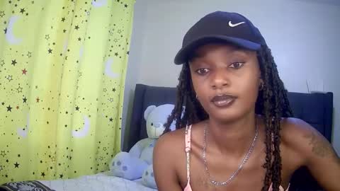 Snapshot of flirtyy_sheery chatting on 10-04-25, 05:27 sheery online show from 10-04-25, 05:27