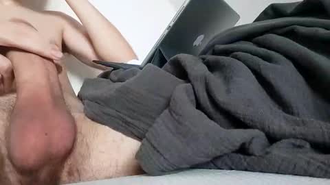 flo187842 online show from 11-12-25, 08:26