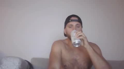 Snapshot of flopy1995 chatting on 12-29-24, 06:35 flopy1995 online show from 12-29-24, 06:35