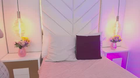 Snapshot of flor_deluna chatting on 09-17-25, 12:40 Luna online show from 09-17-25, 12:40