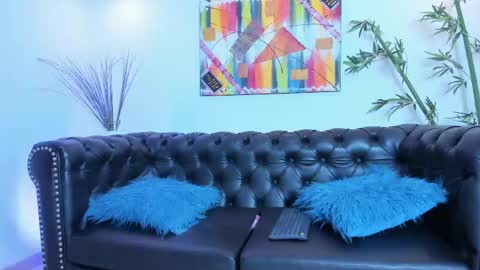 Snapshot of flor_pink chatting on 05-02-26, 03:33 Flor online show from 05-02-26, 03:33