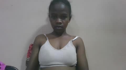 Snapshot of flora48230522373 chatting on 04-21-26, 02:51 flora48230522373 online show from 04-21-26, 02:51