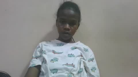Snapshot of flora48230522373 chatting on 04-24-26, 04:26 flora48230522373 online show from 04-24-26, 04:26