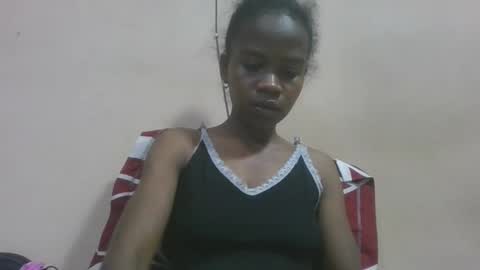 Snapshot of flora48230522373 chatting on 04-29-26, 04:33 flora48230522373 online show from 04-29-26, 04:33