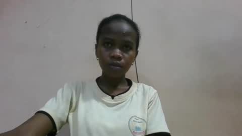 Snapshot of flora48230522373 chatting on 05-27-26, 02:41 flora48230522373 online show from 05-27-26, 02:41
