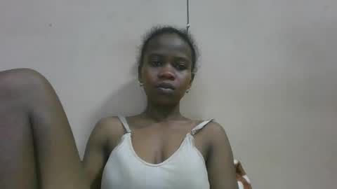 Snapshot of flora48230522373 chatting on 05-29-26, 05:11 flora48230522373 online show from 05-29-26, 05:11