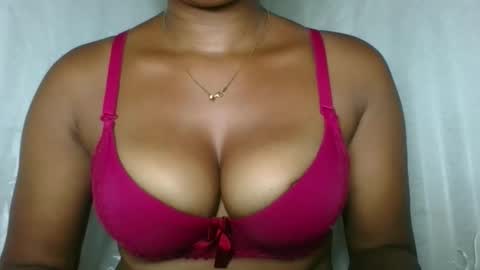 florencia011 online show from 12-16-25, 04:23