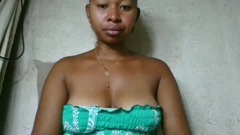 florencia011 online show from 03-05-26, 11:01