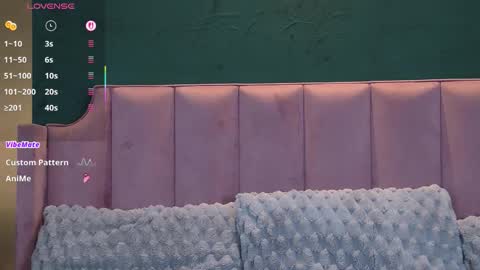 Snapshot of florentina2004 chatting on 09-30-25, 04:50 Vanessa online show from 09-30-25, 04:50
