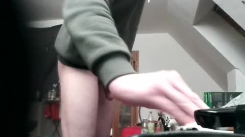 flothegerman online show from 12-11-24, 06:20