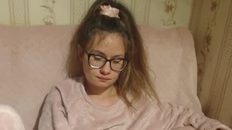 say meow and send tip  online show from 11-01-25, 04:31