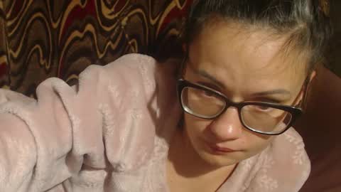 say meow and send tip  online show from 12-01-25, 05:40