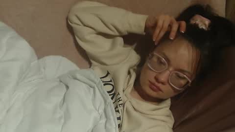 say meow and send tip  online show from 03-18-26, 05:27