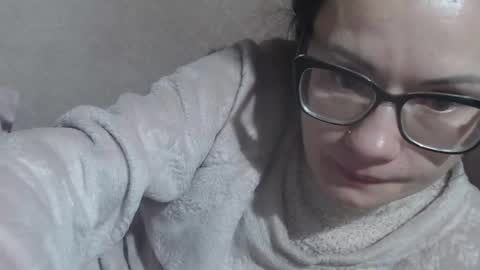 say meow and send tip  online show from 02-15-26, 06:43