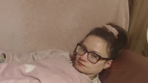 say meow and send tip  online show from 02-20-26, 08:38