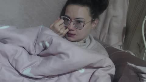 say meow and send tip  online show from 03-03-26, 07:36