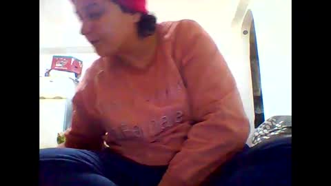 Snapshot of flowerlauren chatting on 11-01-25, 04:42 flowerlauren69 online show from 11-01-25, 04:42