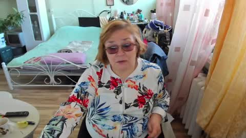 Flowerlower online show from 04-02-26, 06:33