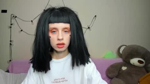 Flower online show from 09-14-25, 05:56