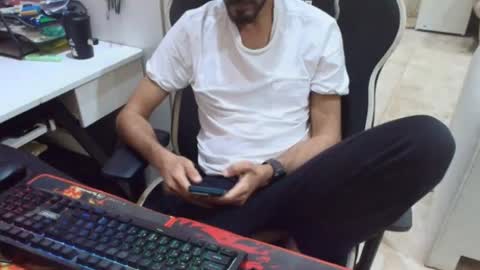 Snapshot of flowthefun chatting on 06-25-26, 07:29 flowthefun online show from 06-25-26, 07:29