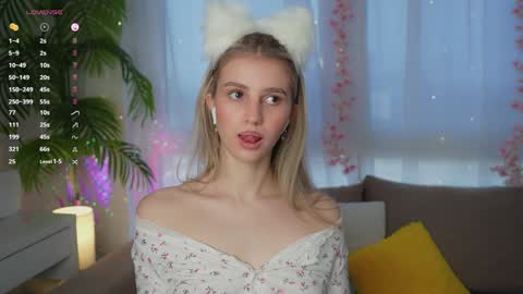 Adeline online show from 01-15-25, 07:37