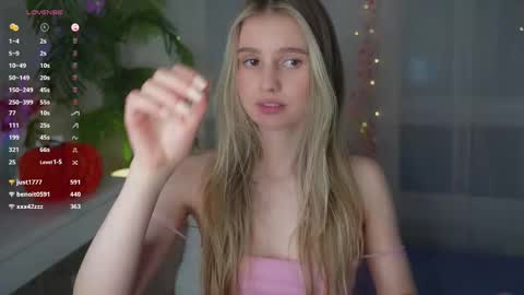 Adeline online show from 02-12-25, 02:43