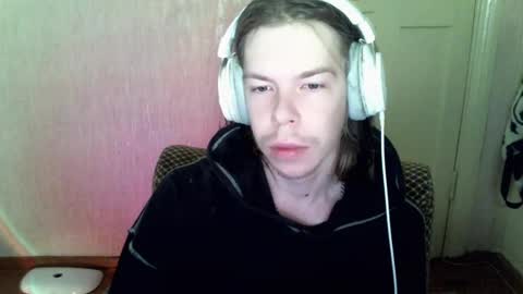 Snapshot of fluffy_boney chatting on 12-03-24, 05:09 Alexey online show from 12-03-24, 05:09