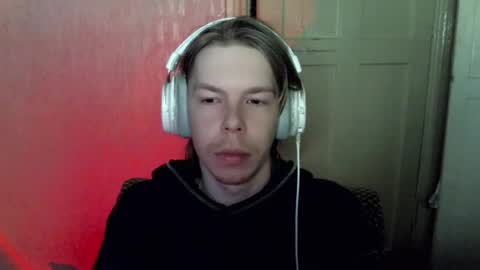 Snapshot of fluffy_boney chatting on 12-29-24, 05:12 Alexey online show from 12-29-24, 05:12