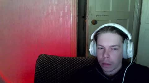 Snapshot of fluffy_boney chatting on 12-29-24, 08:15 Alexey online show from 12-29-24, 08:15