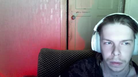 Snapshot of fluffy_boney chatting on 01-01-25, 04:29 Alexey online show from 01-01-25, 04:29