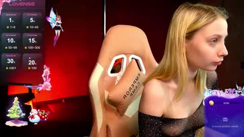 fluffy_cloude online show from 01-11-26, 10:48