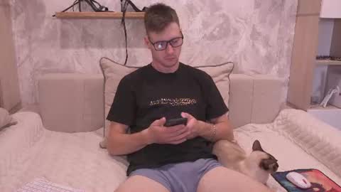 Fluffy and Krut online show from 07-13-26, 04:59