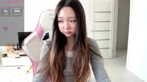 Snapshot of fluffy_rose chatting on 07-20-26, 01:53 Rose online show from 07-20-26, 01:53
