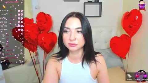 Lina online show from 02-18-25, 11:19