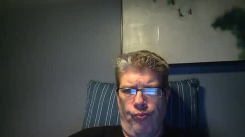 Snapshot of fluidconscience chatting on 03-09-25, 06:06 FluidConscience online show from 03-09-25, 06:06