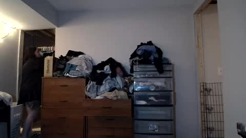 Snapshot of fncollegegrl chatting on 12-30-24, 12:54 Wednesday online show from 12-30-24, 12:54