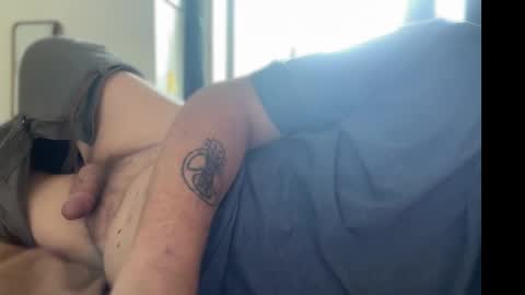 fnkywht60smthng_ online show from 02-25-26, 09:35